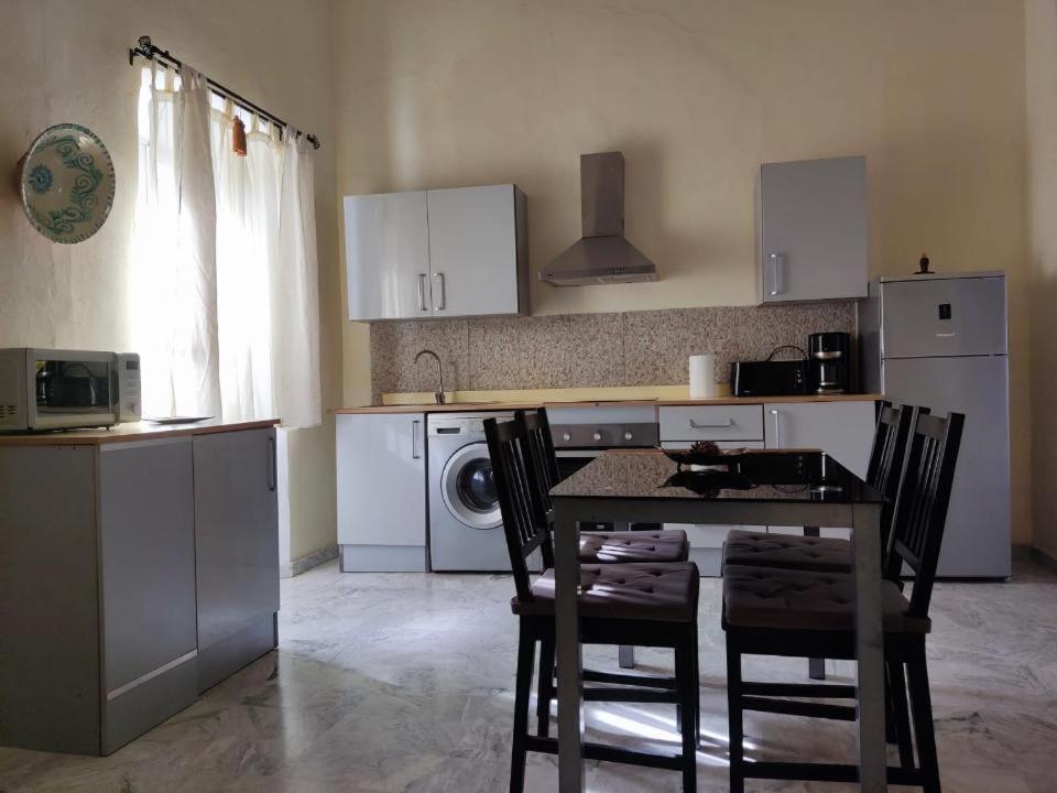 Apartamentos Jp Fregenal Фрегенал де ла Сиера Екстериор снимка